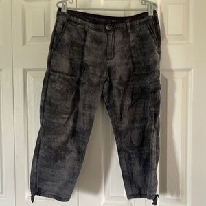 DKNY Jeans Capris Size 14🥰🥰